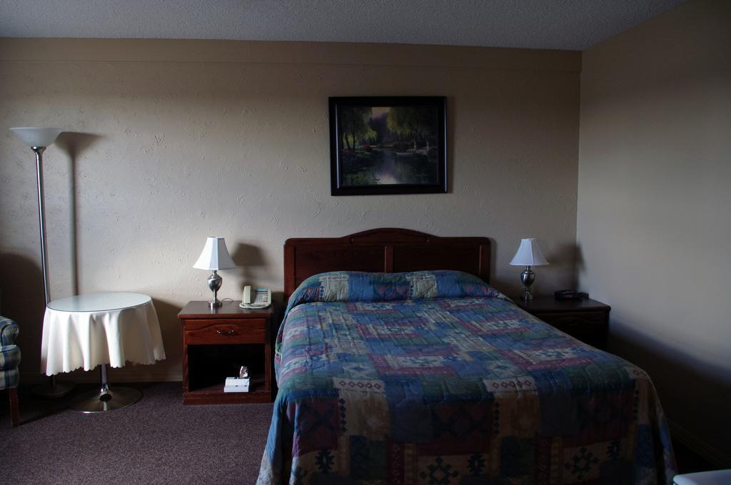 Bella Vista Inn Humboldt Oda fotoğraf